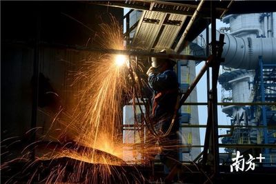 前7月广东规上工业增加值超2万亿元 高品质特种钢铁材料销售强劲支撑产业升级